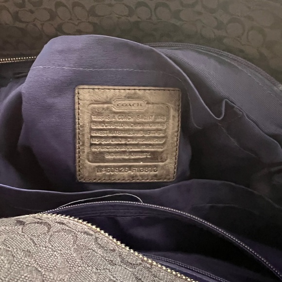 Coach Briefcase/Tote - Picture 3 of 4